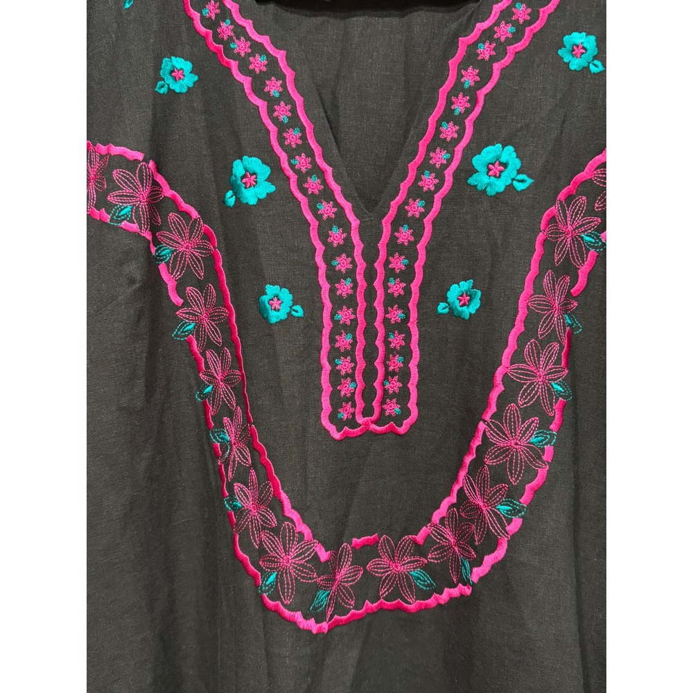 Black Linen Blend Embroidered Floral Tunic Top 1X Boho Chic Festival Folk Resort - Picture 3 of 7